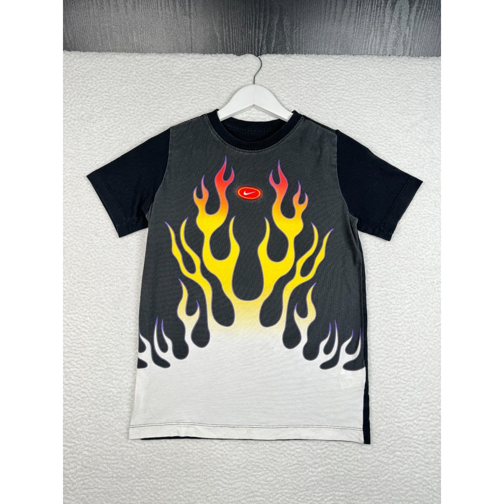 + Nike Americana Flame T-Shirt Youth Boys Large Short Sleeve Patch Logo